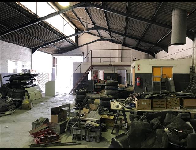333M² FACTORY TO LET IN PAROW EAST